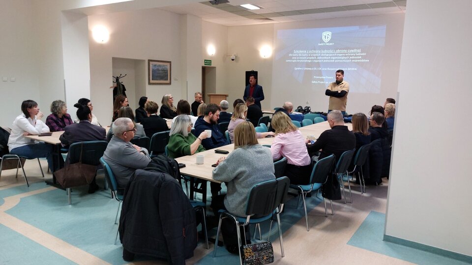 Szkolenia dla urzędników z zakresu ochrony ludności i obrony cywilnej