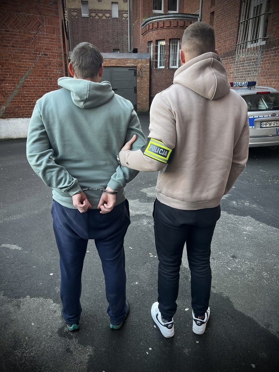 Zatrzymali 4 osoby poszukiwane