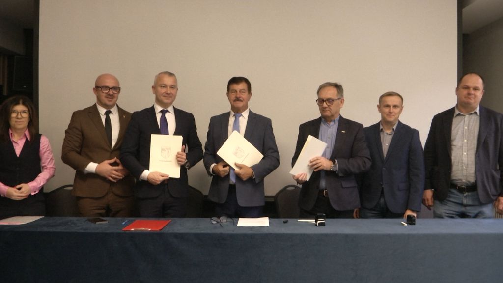 Podpisanie umowy na rozbudowę drogi Gościno – Gościno Dwór